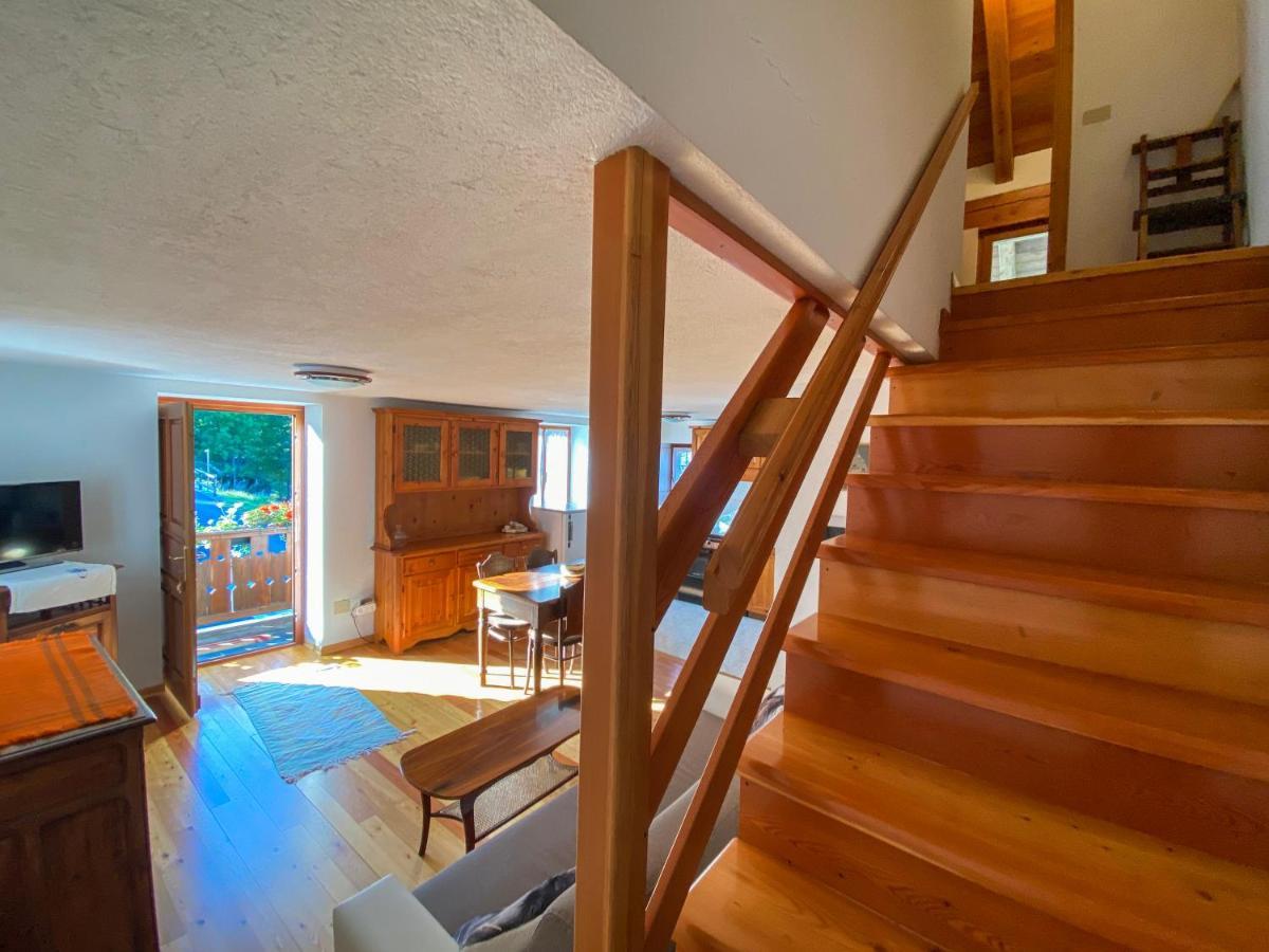 ארבייר Casa Vacanze Grand-Haury Da Andrea מראה חיצוני תמונה