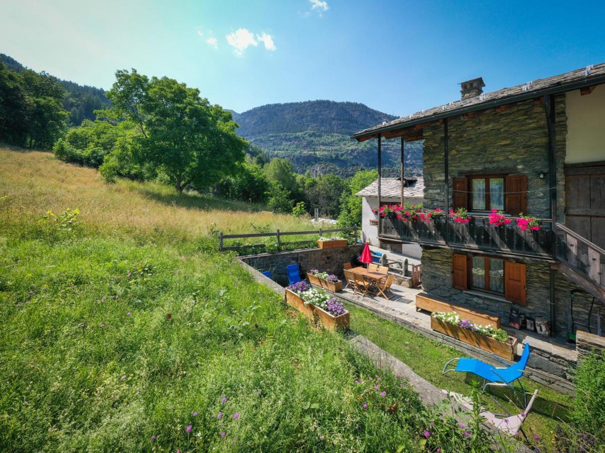 ארבייר Casa Vacanze Grand-Haury Da Andrea מראה חיצוני תמונה